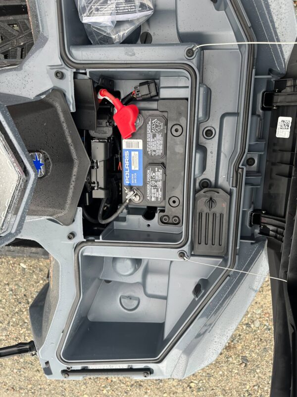 POLARIS SPORTSMAN 570 TOURING EPS 2025 - Image 6
