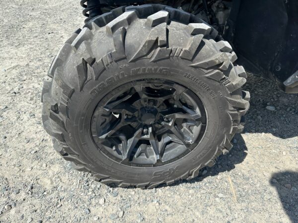 CAN-AM COMMANDER 700 XT 2023 - Image 6