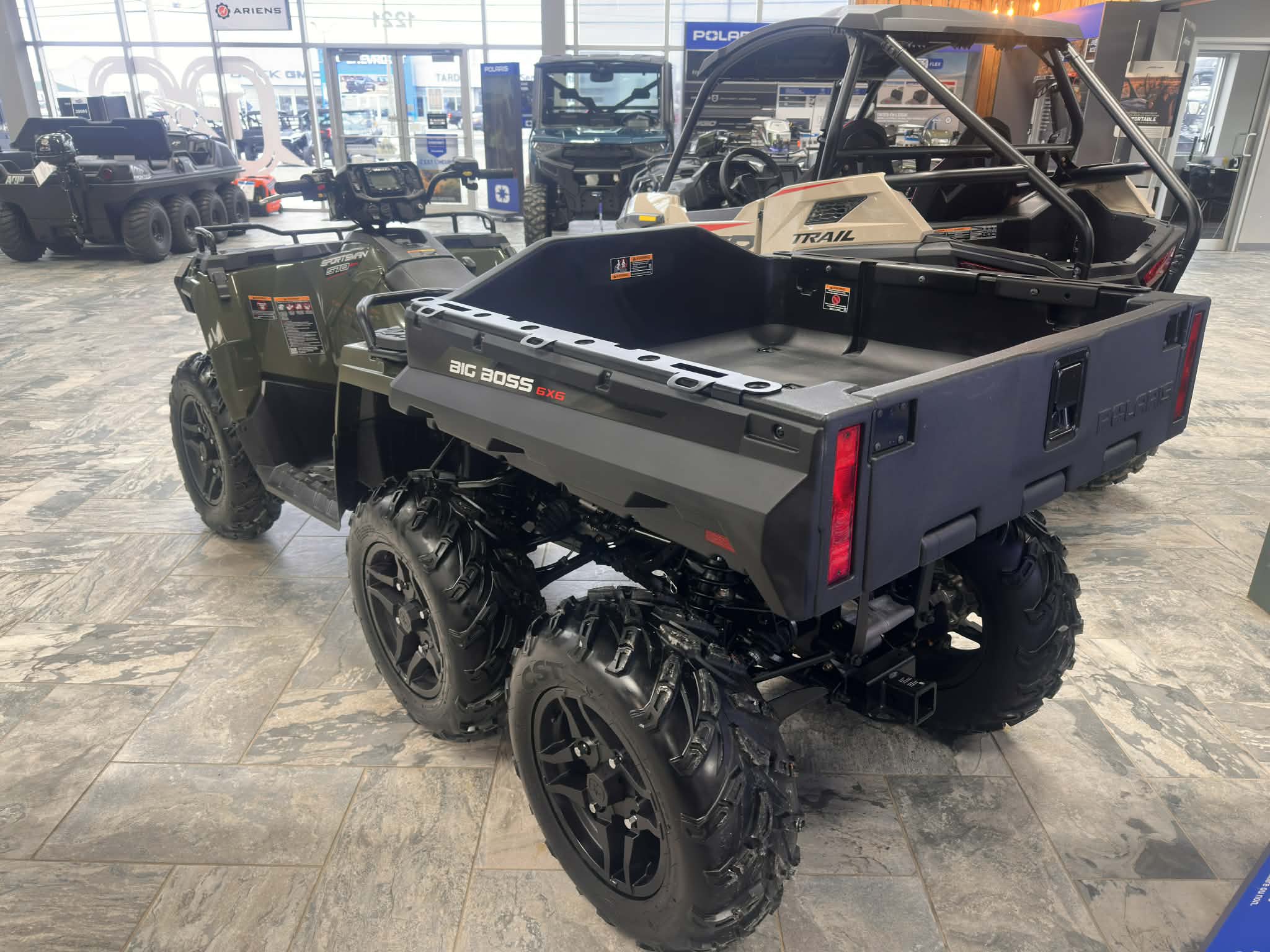 POLARIS SPORTSMAN 570 6X6 BIG BOSS 2026 – Image 3