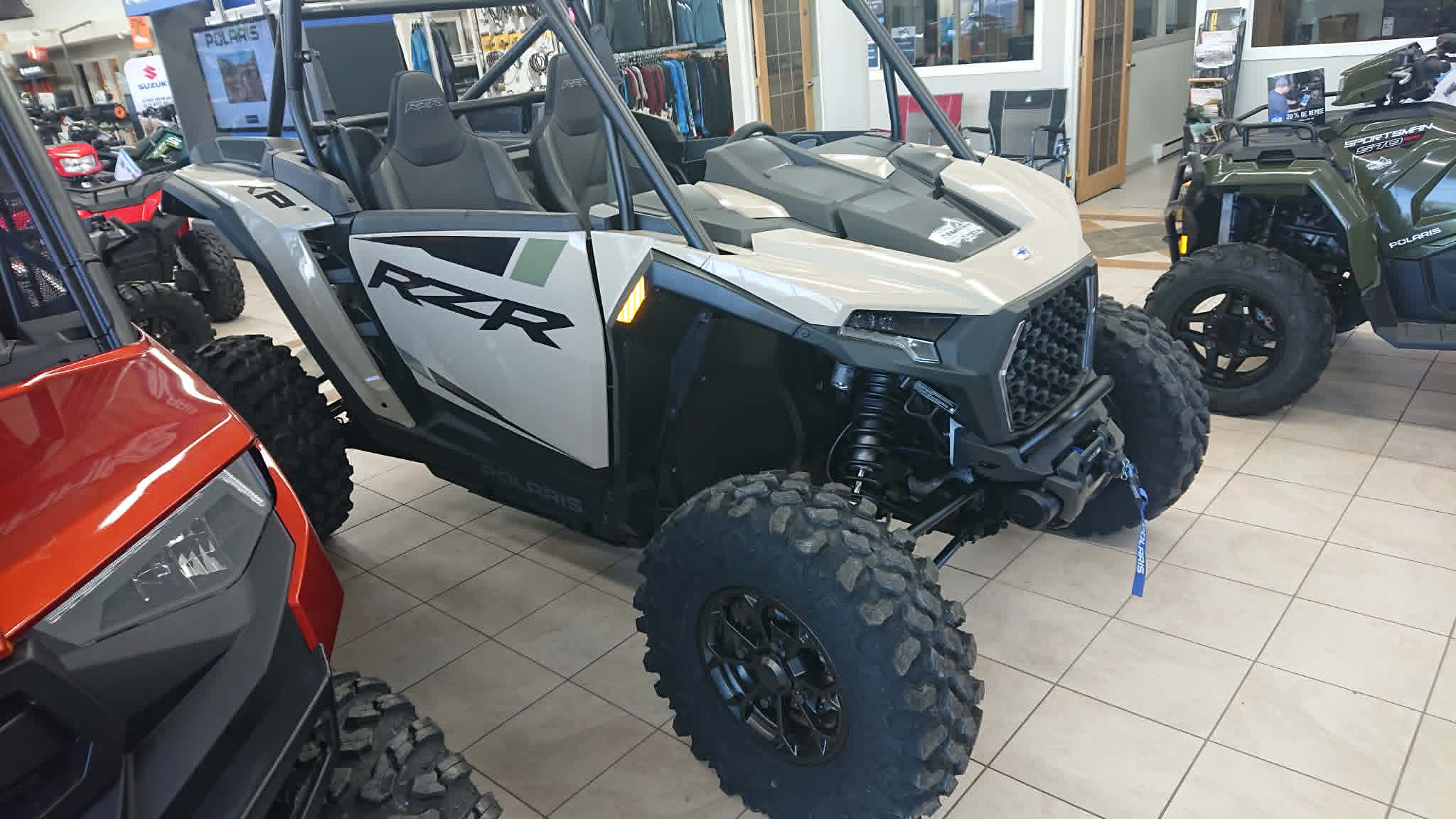 POLARIS RZR XP 1000 ULTIMATE 2026