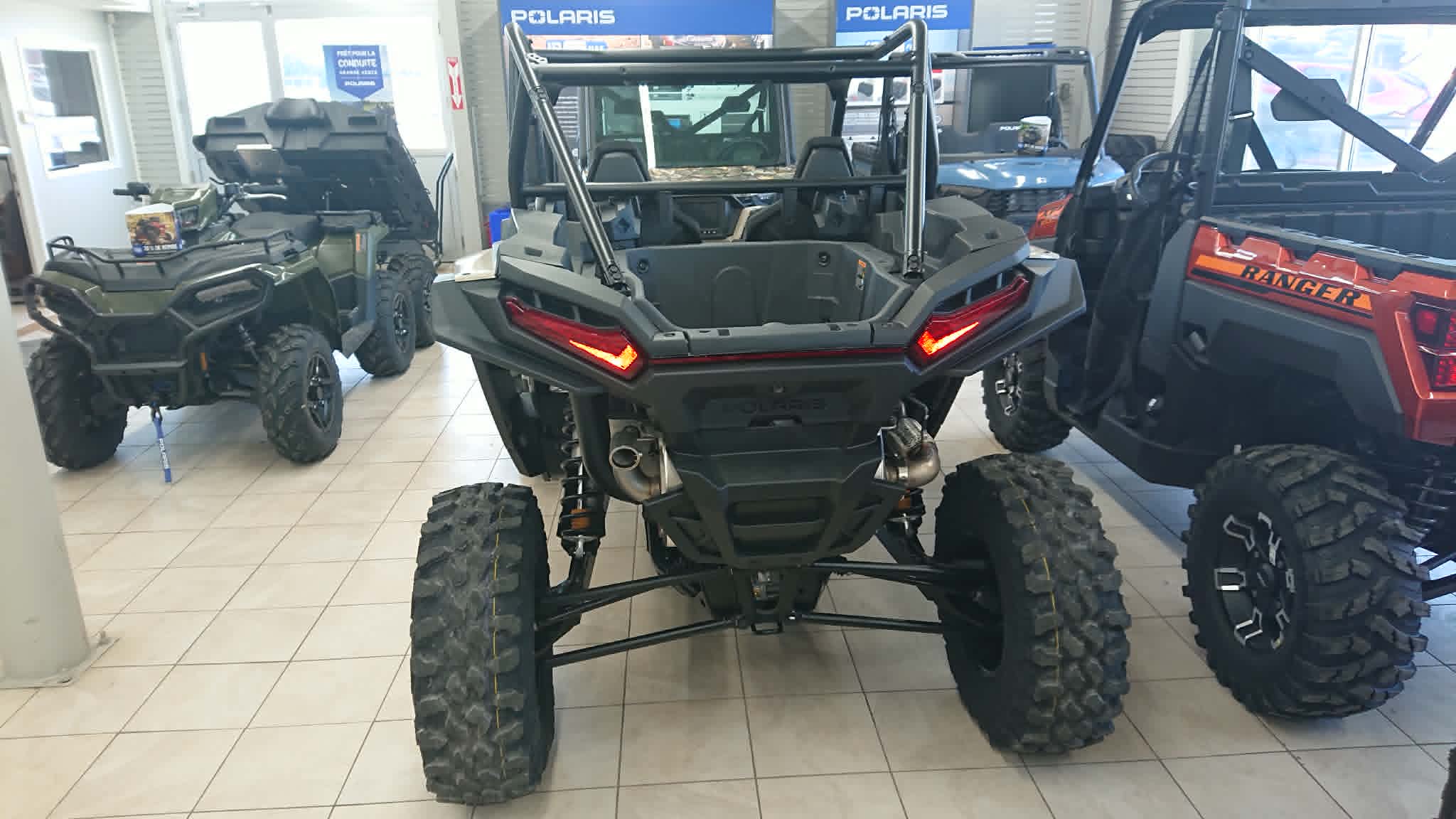 POLARIS RZR XP 1000 ULTIMATE 2026 – Image 2