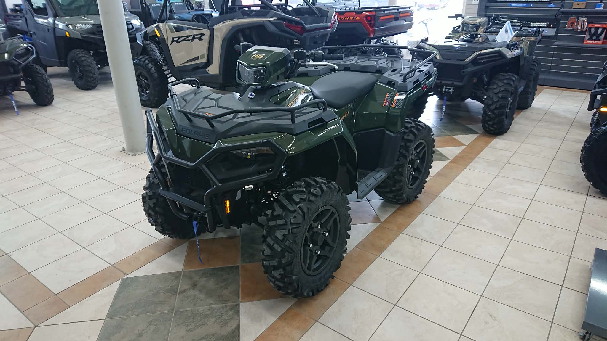POLARIS SPORTSMAN 570 40E ANNIVERSAIRE 2026 – Image 4